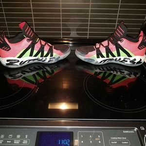 Adidas  basketball shoes (ruthless)